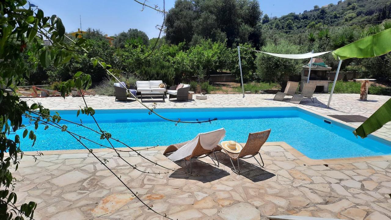 Alekos Beach Houses-Mitis Lepedha ภายนอก รูปภาพ